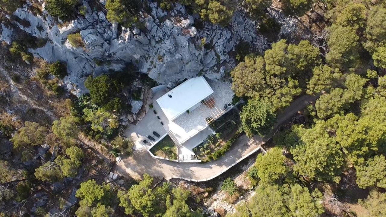 Semesterbostad Nugal 2+2 Makarska